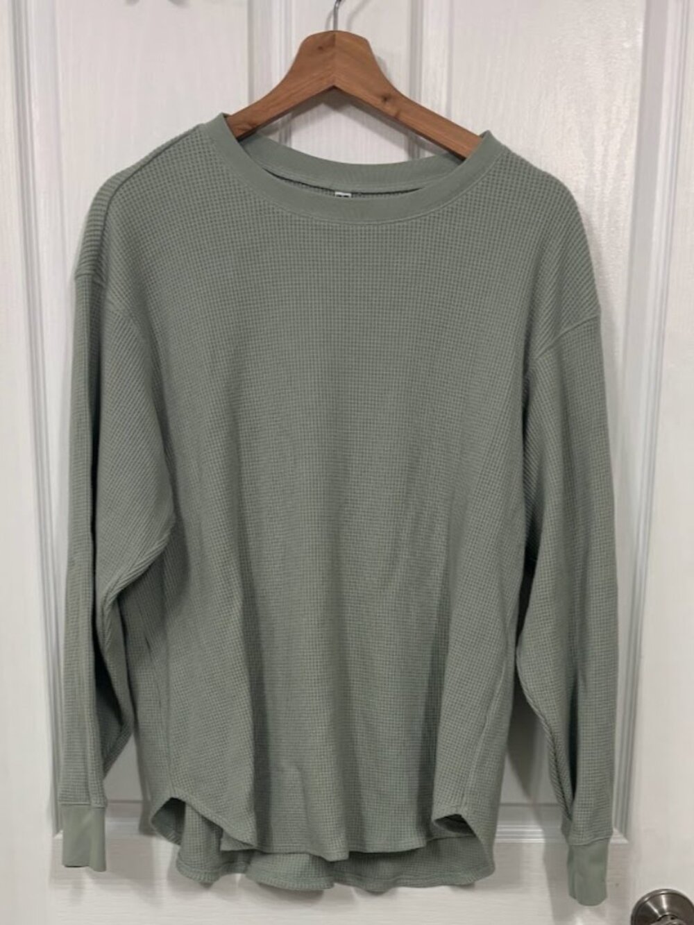 Uniqlo Waffle Light Green Crew Neck Long Sleeve
